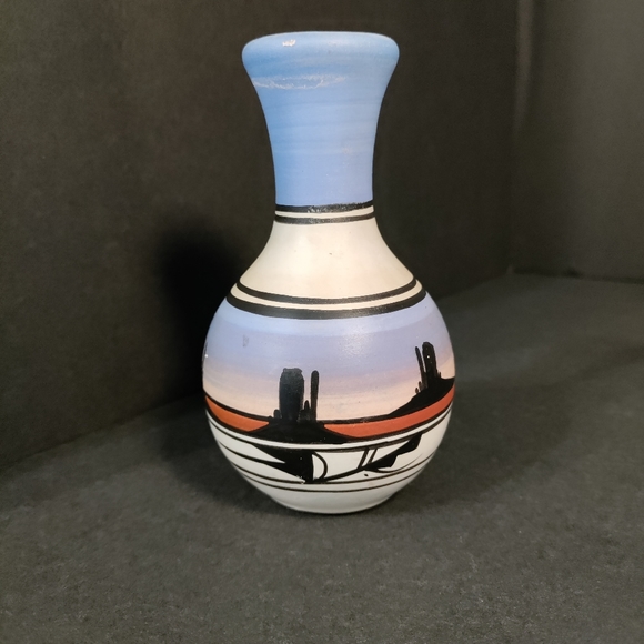 Navajo Pottery Other - A Vintage Navajo Jug/Vase